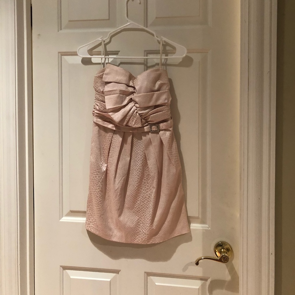 Strapless pink dress